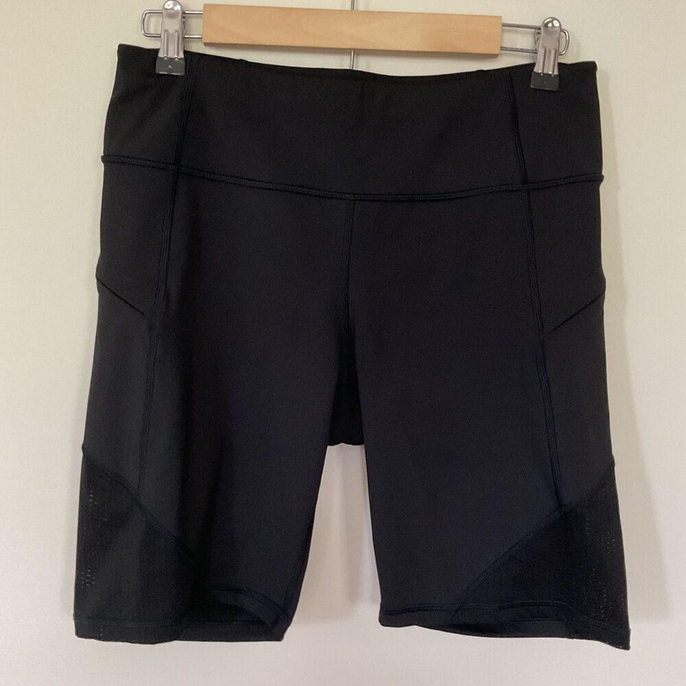Athleta Contender 9” Shorts M Cycling Gym Yoga Mid Rise Zip Pockets Black 405655